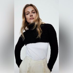 Zara CABLE KNIT SLEEVE SCARF - New with tags never been worn